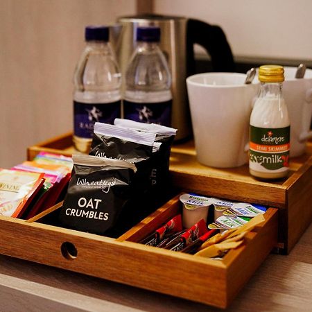 Southgate Hotel London East Barnet エクステリア 写真