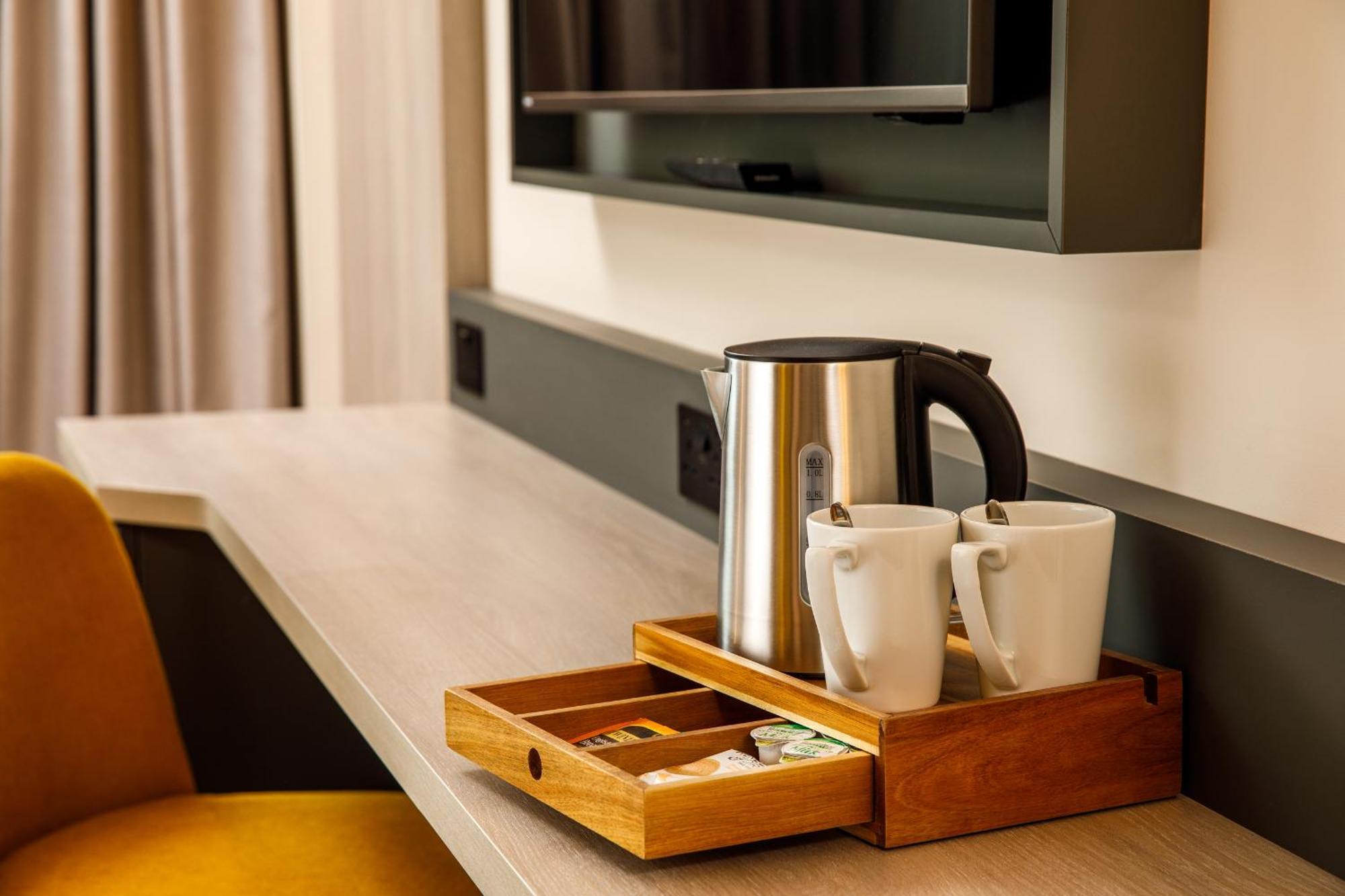 Southgate Hotel London East Barnet エクステリア 写真