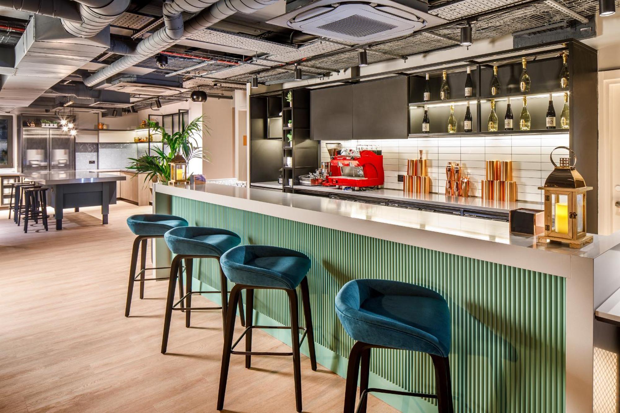 Southgate Hotel London East Barnet エクステリア 写真